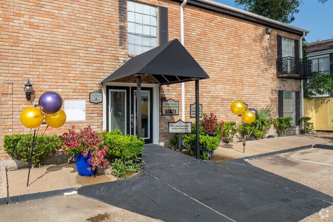 Building Photo - The Park at Leyton