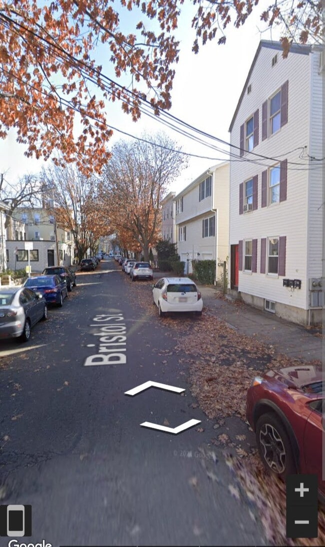Building Photo - 40 Bristol St Unit 2