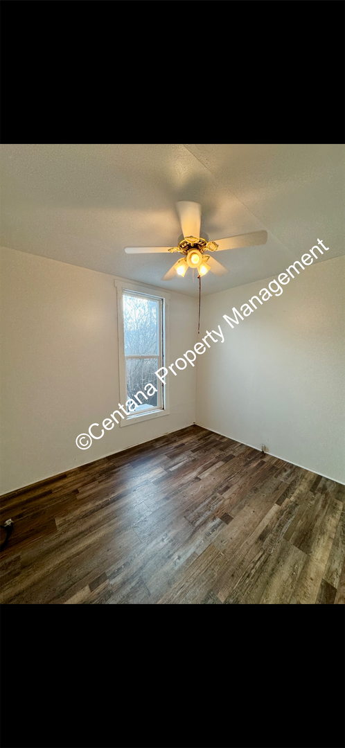 Photo - Two Bed Room 1 Bath with Bonus Room