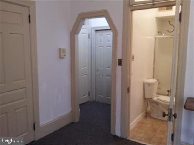 Photo - 421 E High St