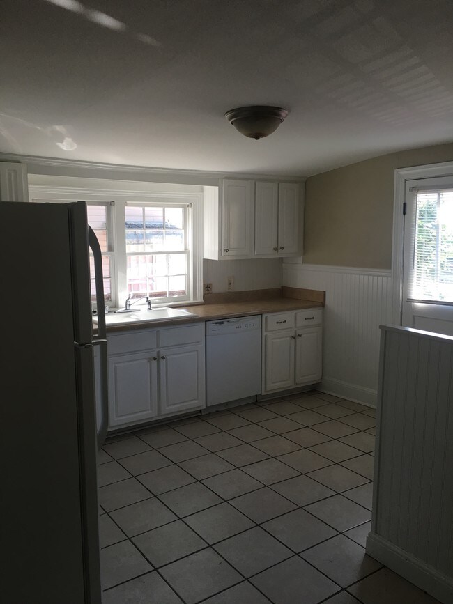 Photo - 1127 Park St