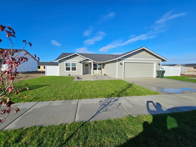 Building Photo - BOARDMAN'S FINEST BRAND NEW HOME