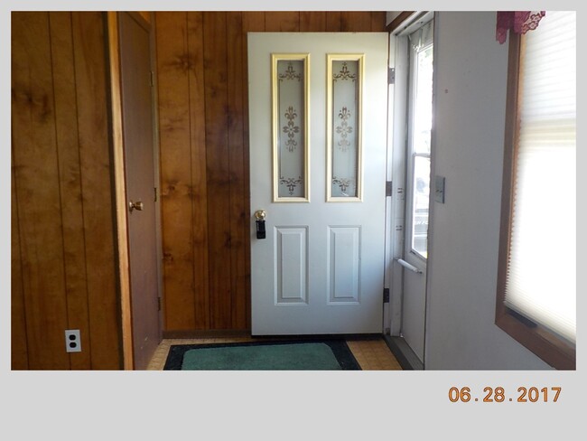 Photo - 1628-1628 W Lincoln Ave Unit 1628