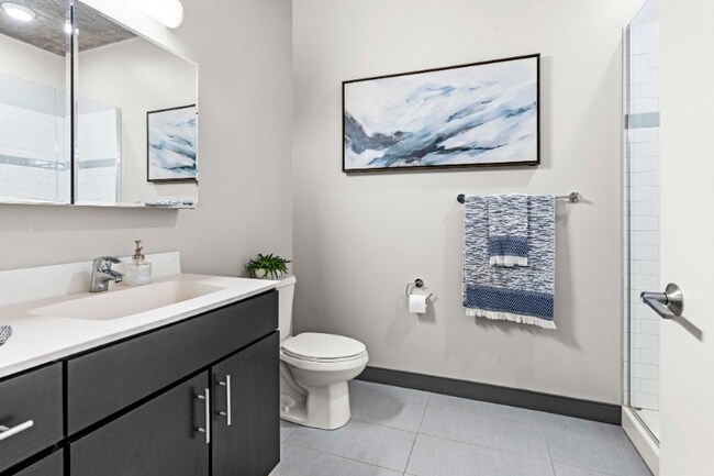 Photo - 600 W Jackson Blvd