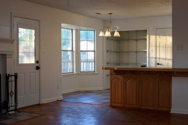 Photo - 108 Mayfair Cove