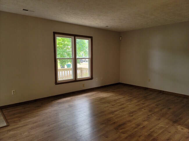 Photo - 3120 Lanewood Dr