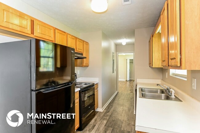 Photo - 107 Live Oak Dr