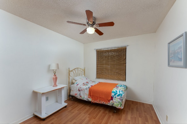 Photo - 4587 Carambola Cir S