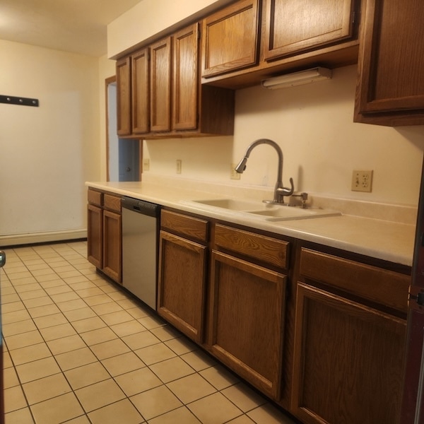 Photo - 10 Nuttall Ln Unit 3