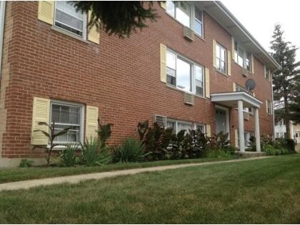Photo - 122 E North Ave