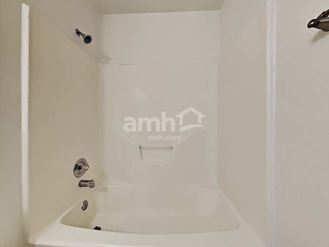 Photo - 2738 Springstone Dr