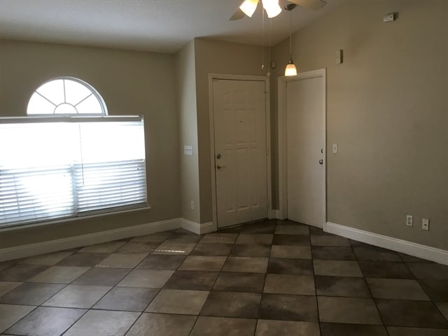 Photo - 10122 Richardson Ct