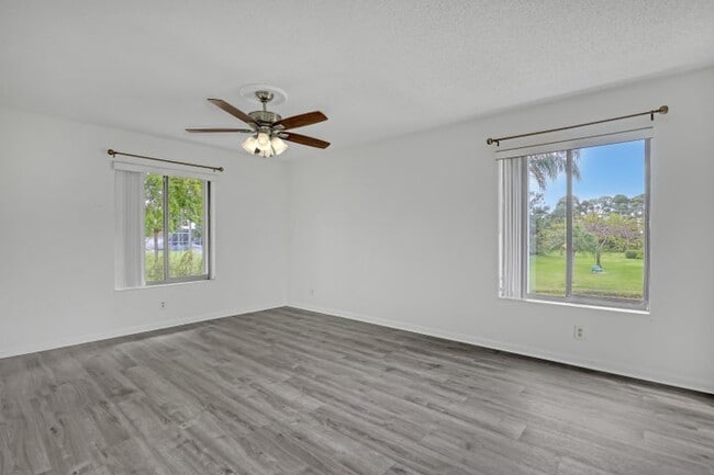 Photo - 3618 Alder Dr Unit 3618 Alder Drive H2