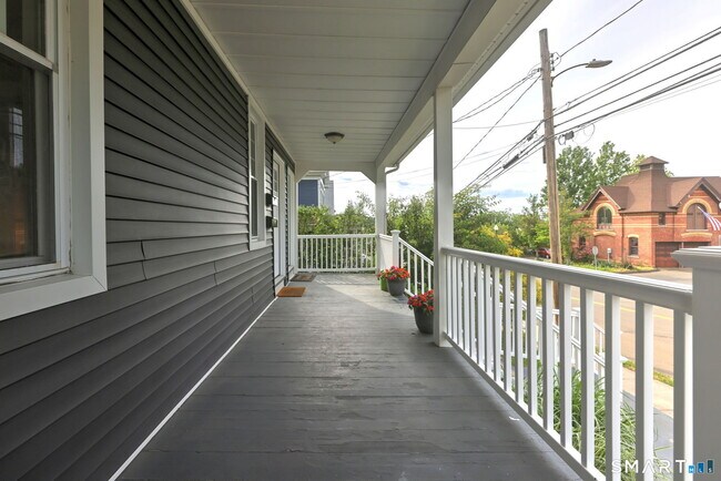 Photo - 145 Prince St Unit 1