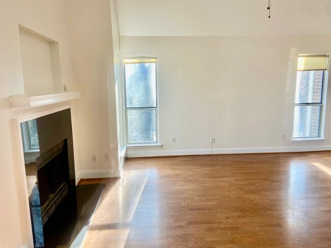 Photo - 2512 Cranbrook Ln