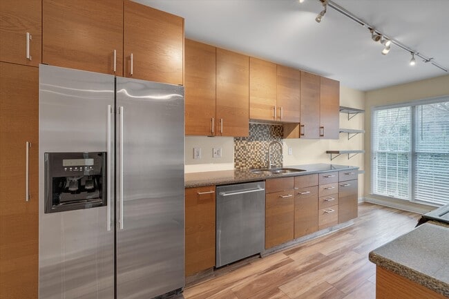 Photo - 108 Mallard Ct