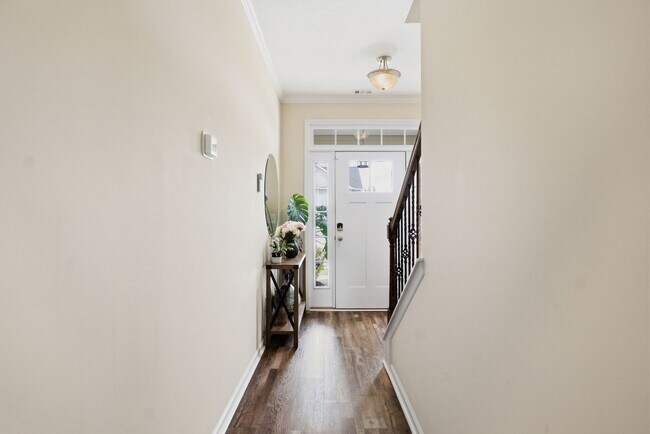 Photo - 116 Dublin Lp