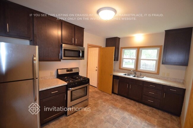 Photo - 3058 NE Stinson Blvd