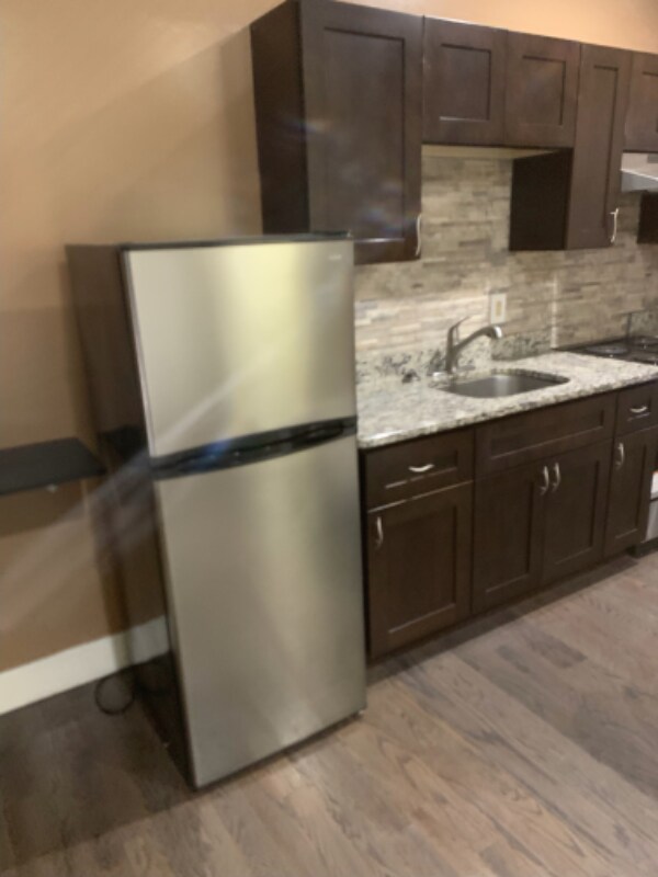 Photo - 1731 W Diamond St Apartment Unit 4