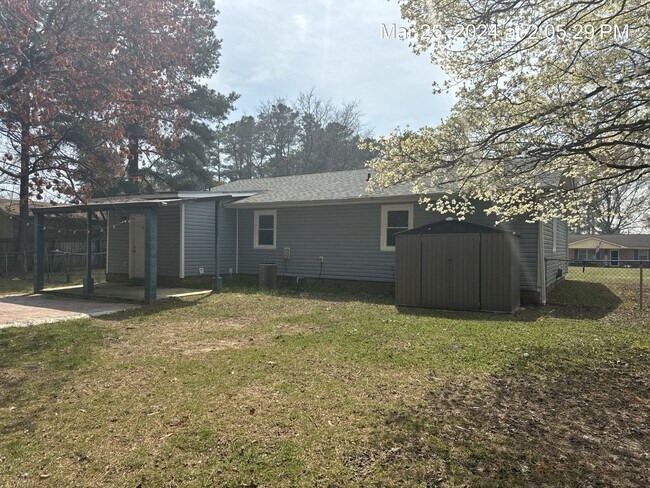 Photo - 3516 Torbay Dr