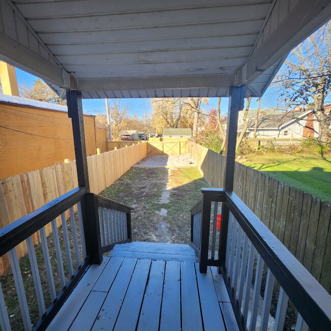 Photo - 1336-1338-1338 Sullivant Ave Unidad 1336