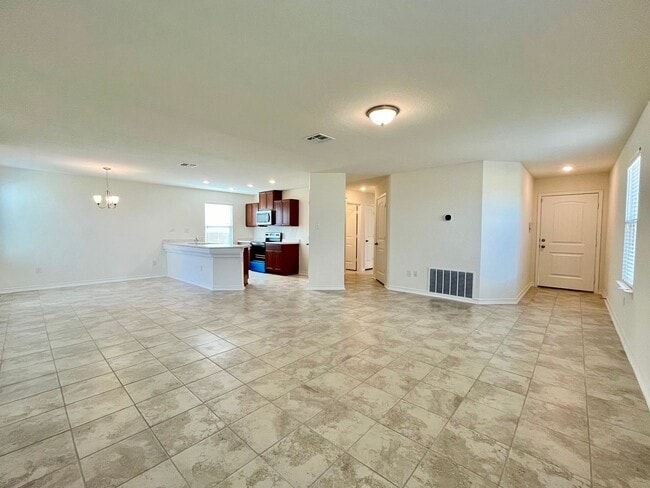 Photo - 3 Bedroom/2 Bath Skyview Subdivision