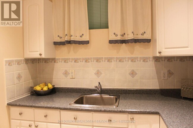 Photo - 301 Gowan Ave