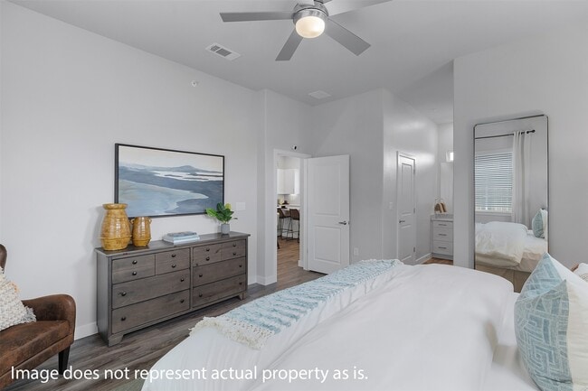 Photo - 7263 Borland Dr