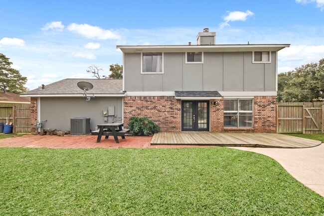 Building Photo - 17610 Possums Run Dr