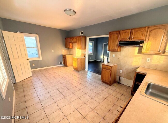 Photo - 401 Ridge Ave