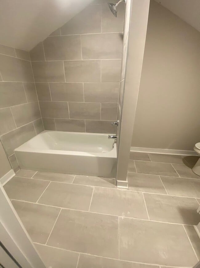 Photo - 120 S Main St