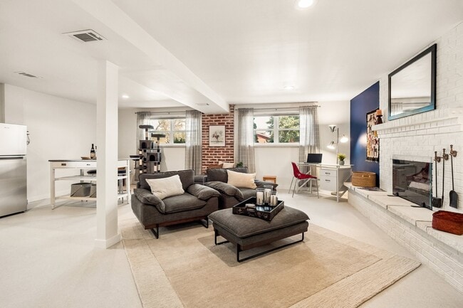 Photo - 6123 S Madison Dr