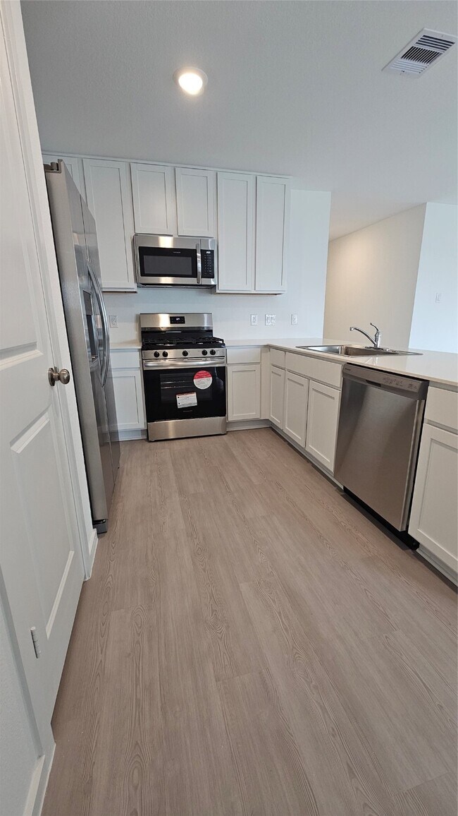 Photo - 6523 Water Oak Grn Ln