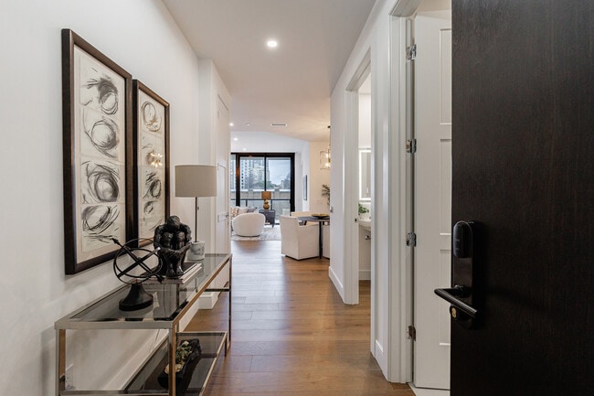 Photo - 2425 Peachtree Rd NE