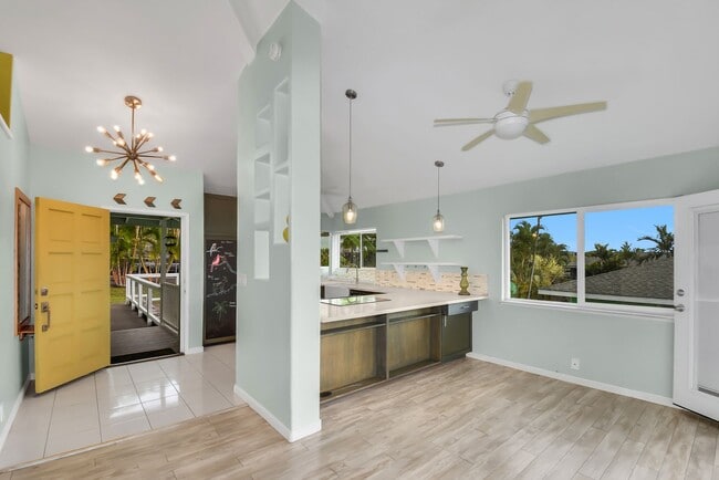 Photo - 73-4338 Koikoi St Unit Main House