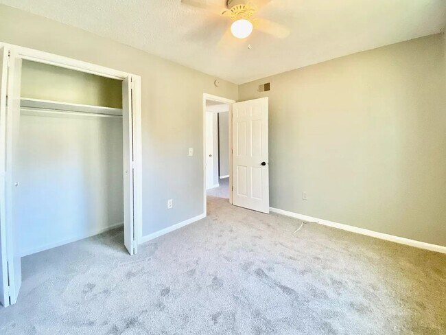 2924 Chatsworth Rd Unit A
