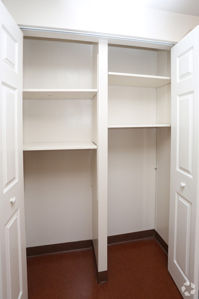 Monteagle Ridge Estates Apartments Niagara Falls, NY