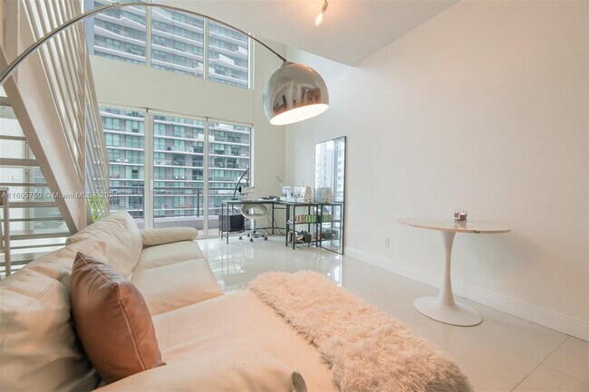 Photo - 60 SW 13th St Condo Unit 2818