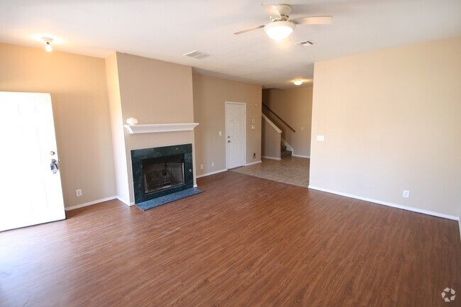 Building Photo - S 91st E Pl Duplex Unit 2423 Rental