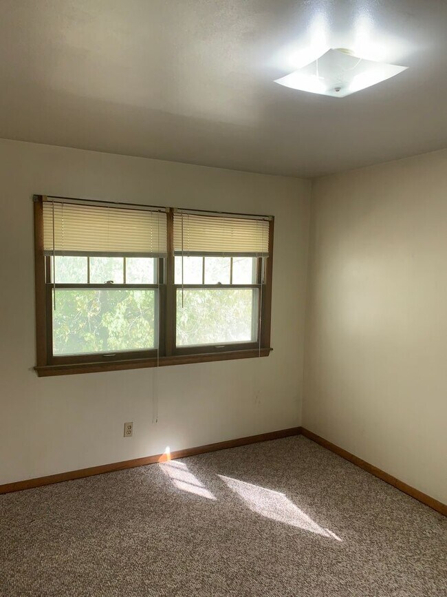 Photo - 415 Denver St Unit 415 Denver Apt 3