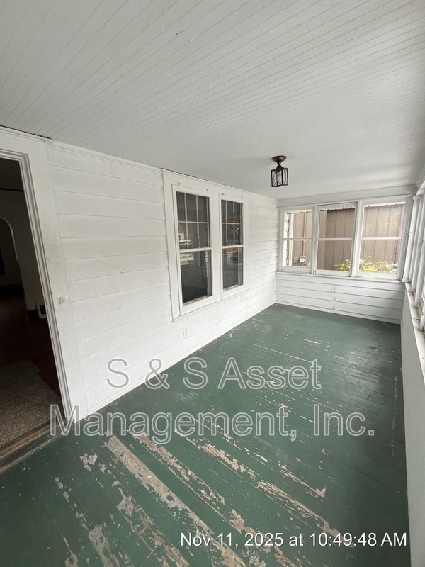 Photo - 1213 Edward St