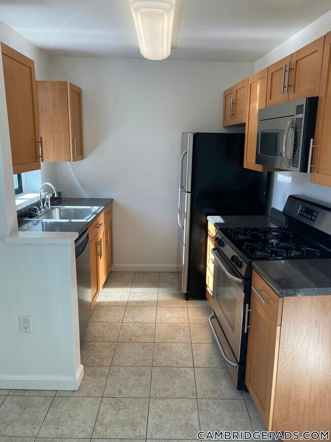 Photo - 60 Brattle St Unidad 302