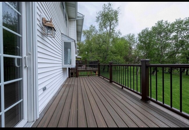 1342 Quail Run Cir