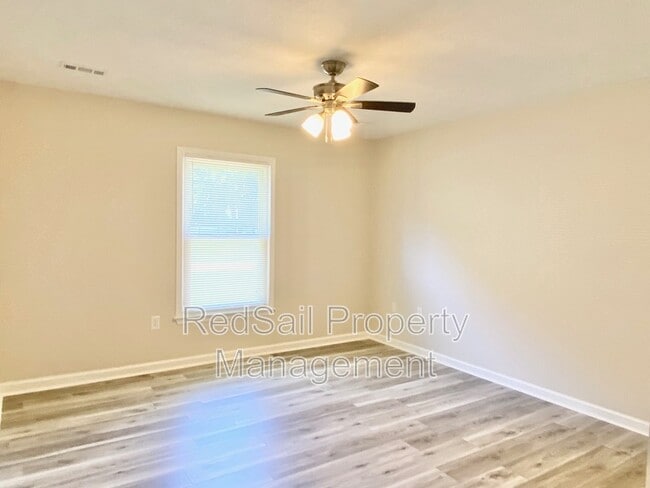Photo - 39 Whites Ln