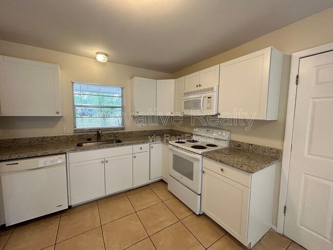Photo - 2441 Fifeshire Dr