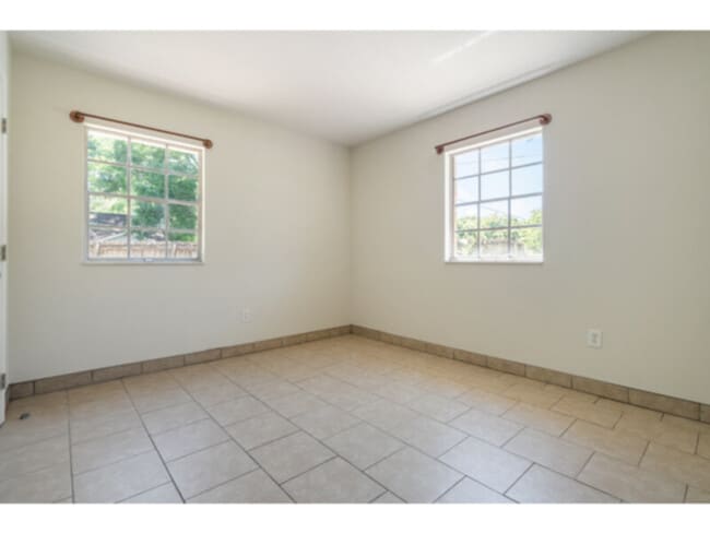 Photo - 7145 Pearson Rd