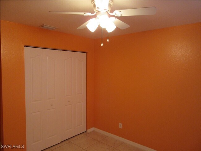 Photo - 271 SW 4th St