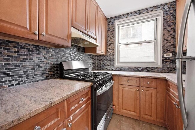 Photo - 525 Ocean Pkwy