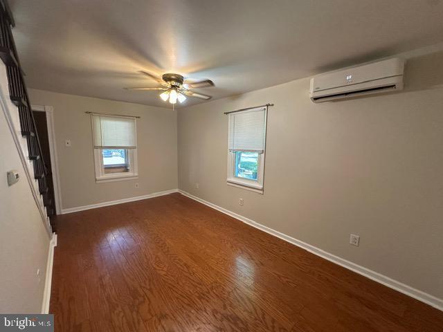 Photo - 106 Pine St