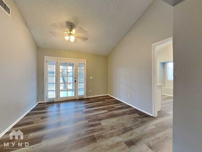 Photo - 7210 W Krall St